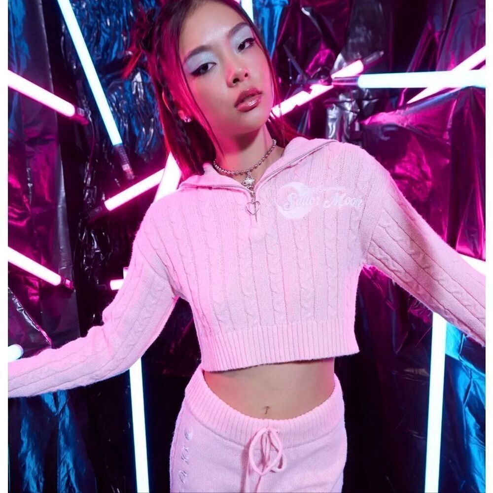 Hot Topic Pretty Guardian Sailor Moon Cable Knit Cropped Sweater Pink Nwt Large